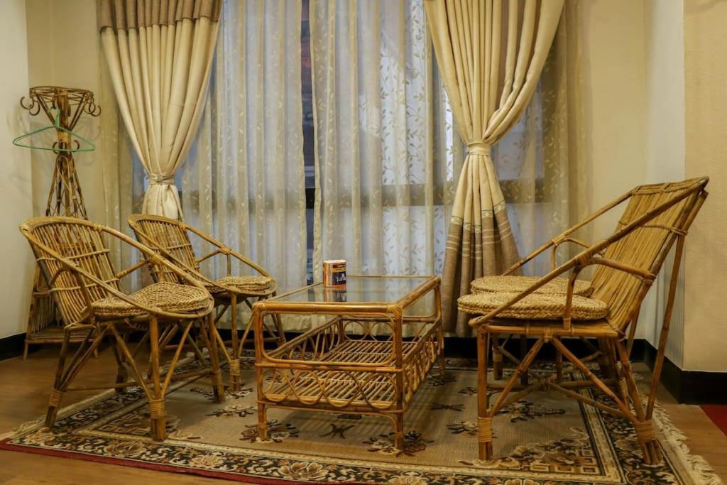 Looniva Guest House Patan Kültér fotó